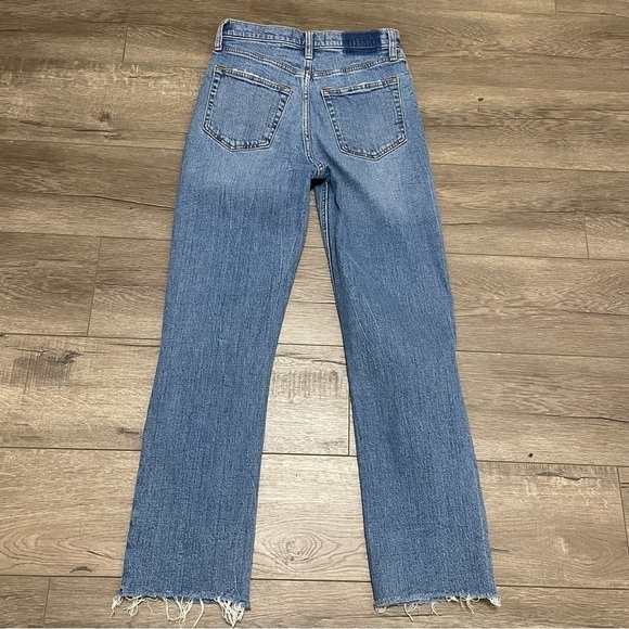 Abercrombie & Fitch Ultra High Rise Ankle Straight Jeans Distressed Sz 27 4L - Picture 4 of 15